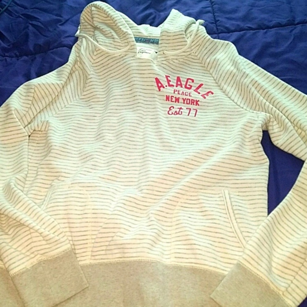 Iso This American eagle hoodie